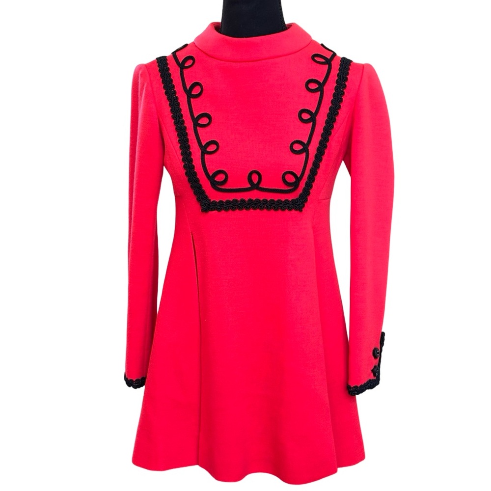 Women's Pink Long-Sleeve A-Line Dress with Black Trim (VINTAGE DRESS)
Mini